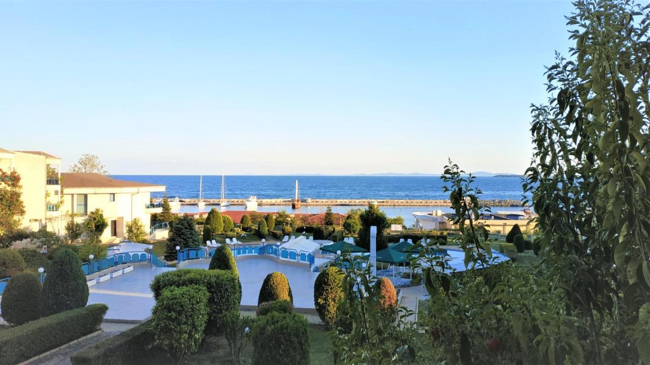 Baratero Vlas Marina Apartment Свети-Влас Экстерьер фото