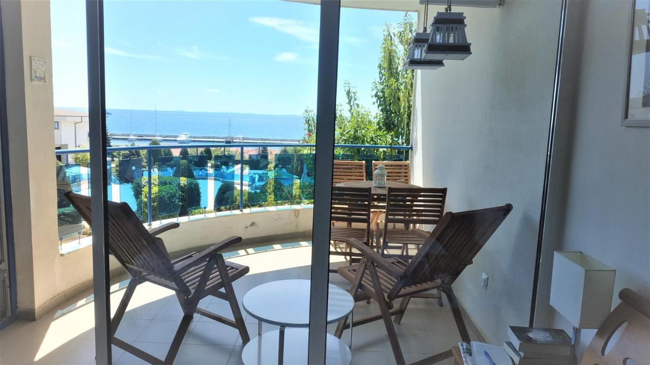 Baratero Vlas Marina Apartment Свети-Влас Экстерьер фото