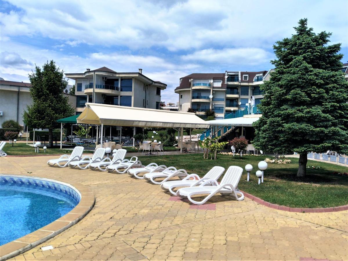 Baratero Vlas Marina Apartment Свети-Влас Экстерьер фото