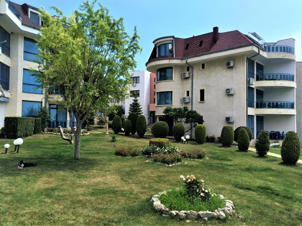 Baratero Vlas Marina Apartment Свети-Влас Экстерьер фото