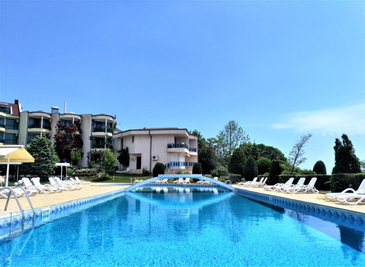 Baratero Vlas Marina Apartment Свети-Влас Экстерьер фото